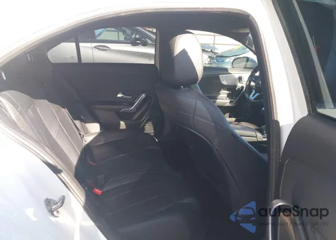 2019 Mercedes-Benz A 220 из США, поврежденный, VIN WDD3G4EB9KW000515